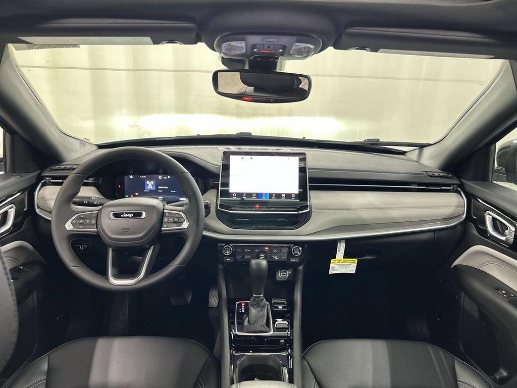 New 2026 Jeep Compass Limited w/ Sun, Sound & Navigation Group AWD/4WD image 20
