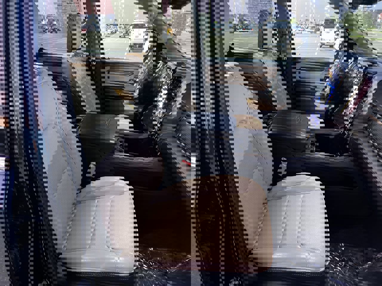 Used 2021 RAM 1500 Limited image 32