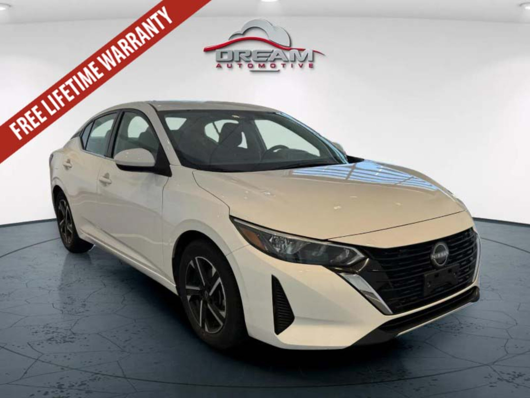 Used 2025 Nissan Sentra SV FWD image 1
