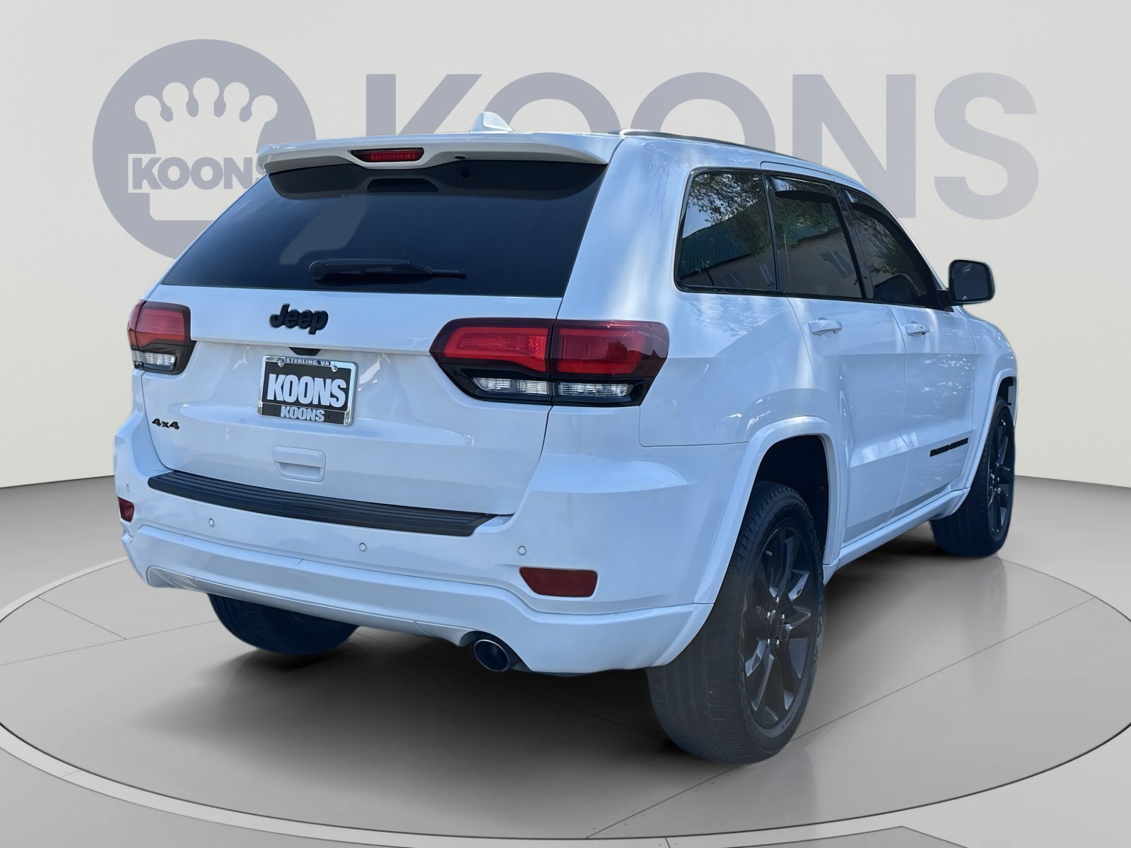 Used 2022 Jeep Grand Cherokee Laredo X AWD/4WD image 11