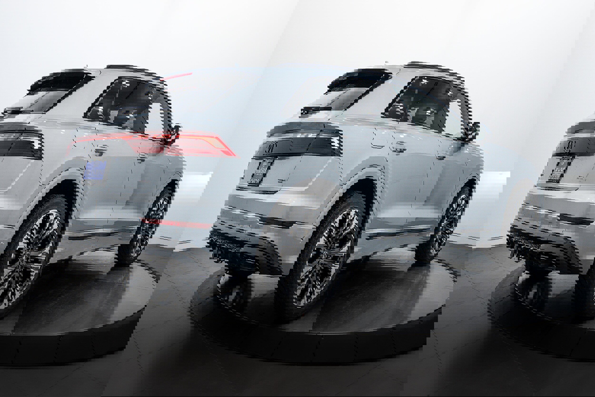 New 2026 Audi Q8 Premium Plus image 4