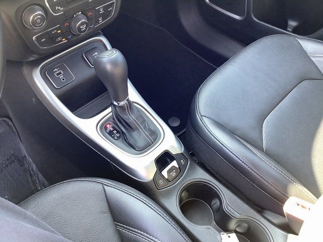 Used 2021 Jeep Compass 80th Special Edition w/ Driver Assistance Group image 18