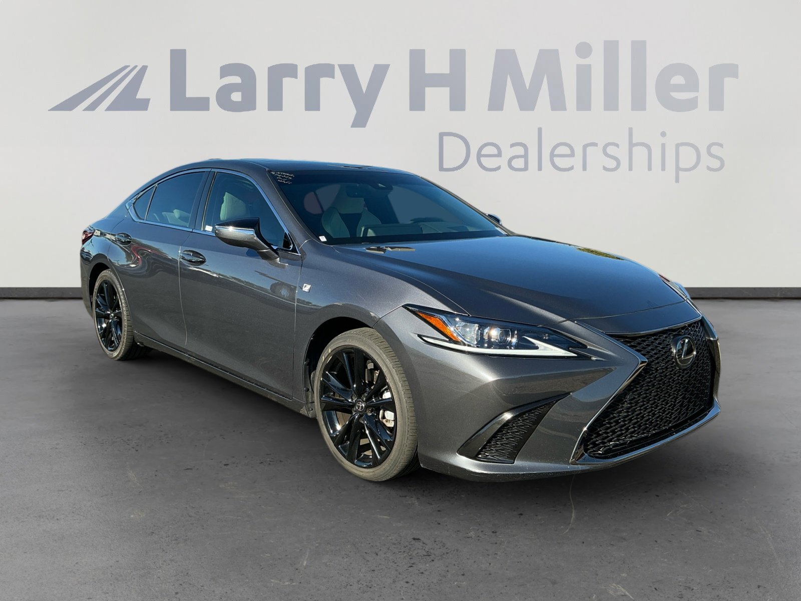 Used 2023 Lexus ES 350 F Sport image 7