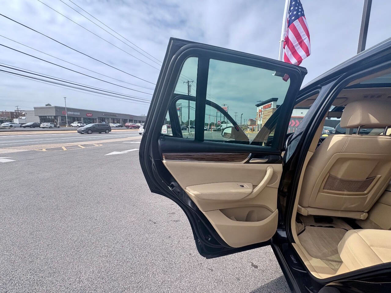 Used 2015 BMW X3 xDrive28d image 24