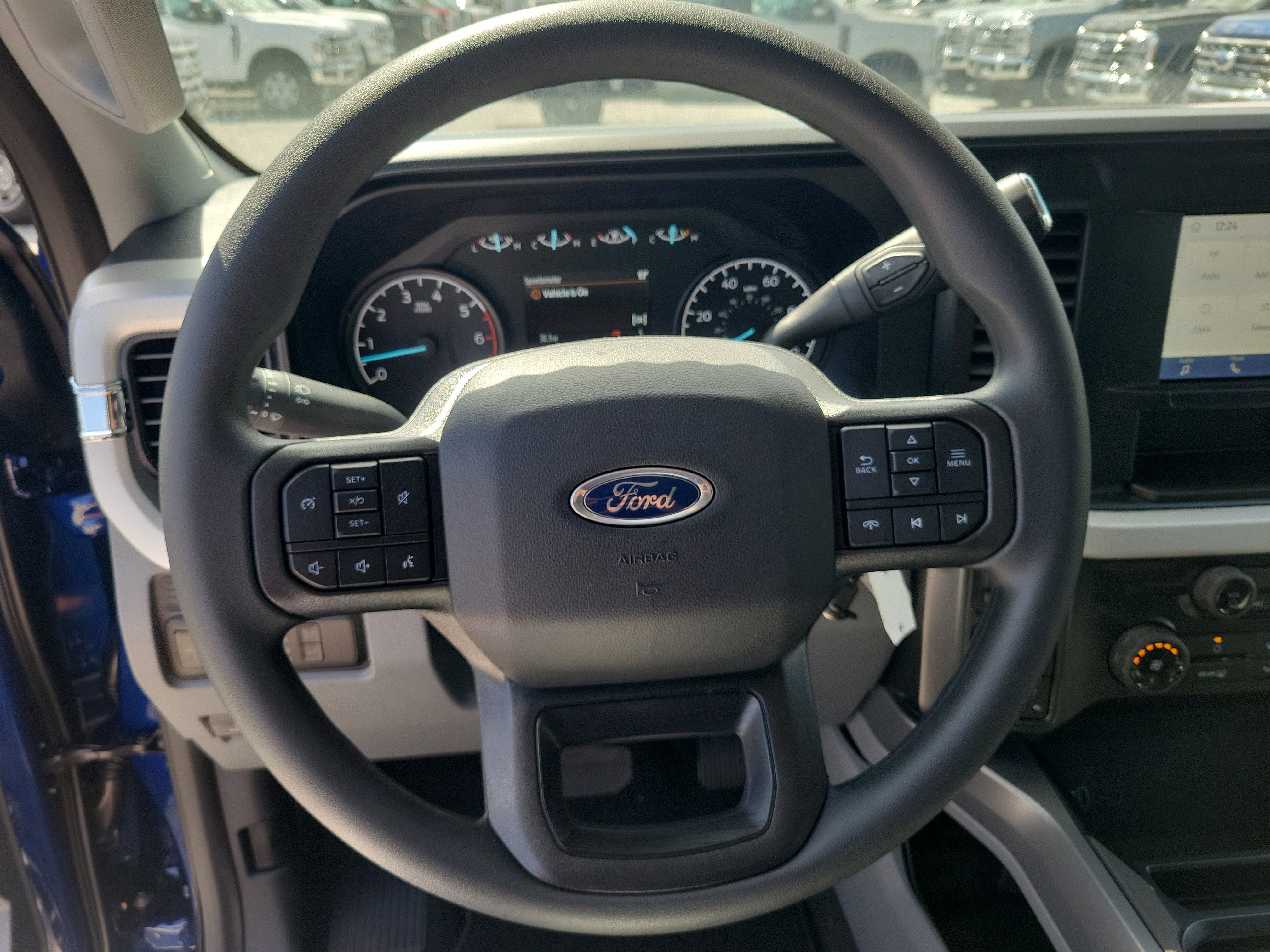 New 2026 Ford F250 XLT w/ FX4 Off-Road Package AWD/4WD image 21