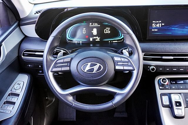 Certified 2025 Hyundai Palisade SEL FWD image 20