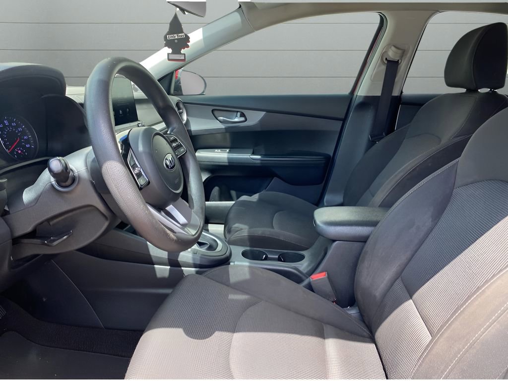 Used 2020 Kia Forte LXS FWD image 11