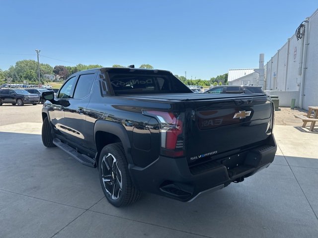 New 2026 Chevrolet Silverado EV LT image 7
