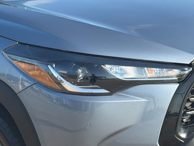 Used 2024 Toyota Corolla Cross LE FWD image 27