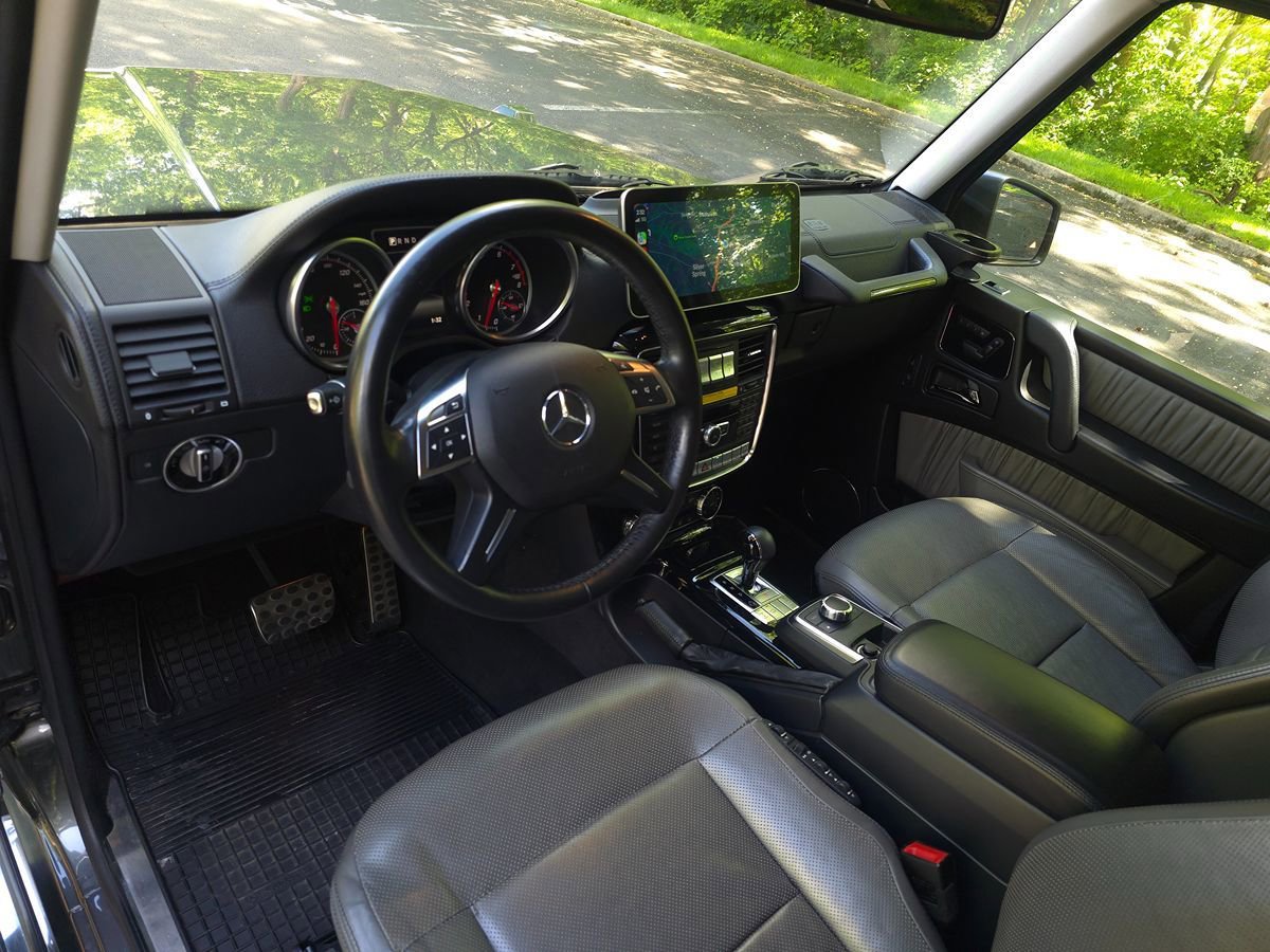 Used 2016 Mercedes-Benz G 550 image 2