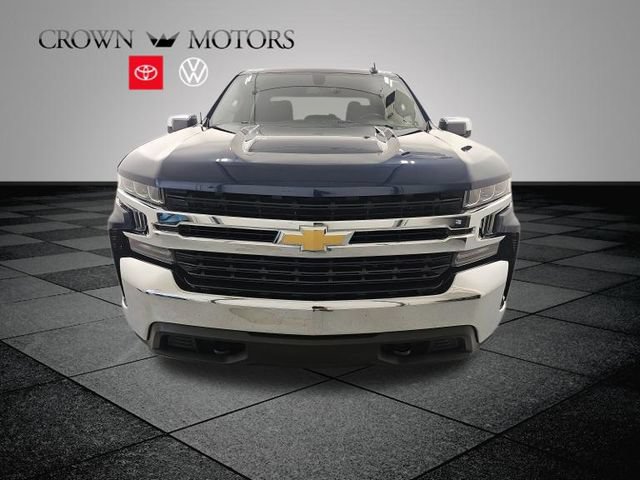 Used 2022 Chevrolet Silverado 1500 LT AWD/4WD image 2