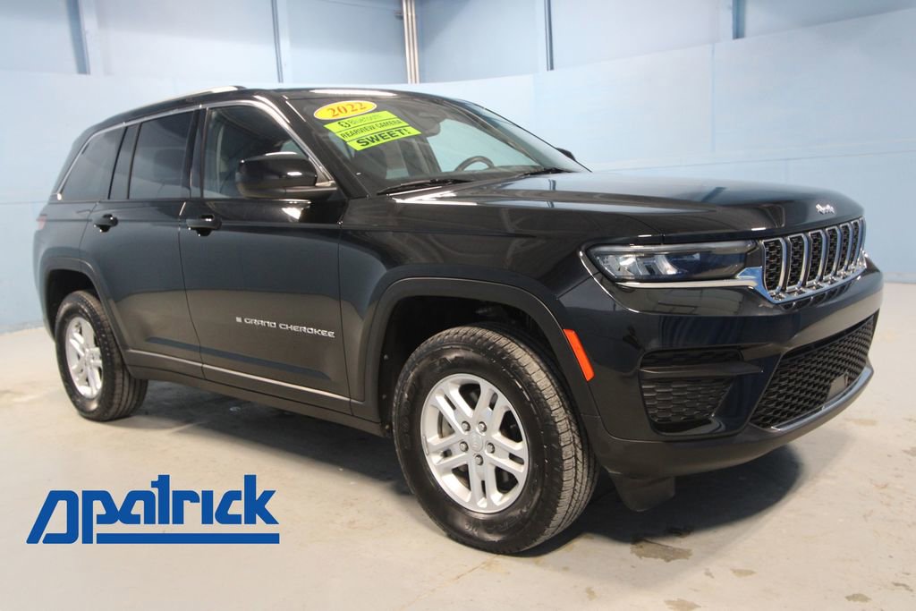 Used 2022 Jeep Grand Cherokee Laredo w/ Luxury Tech Group I image 1