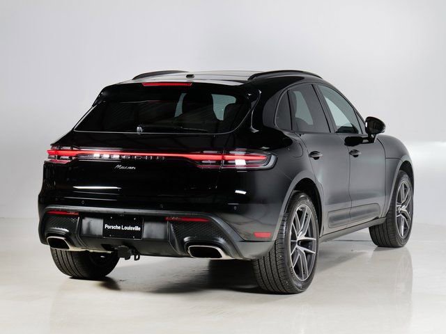Certified 2025 Porsche Macan 2.0L I4 Turbo image 9