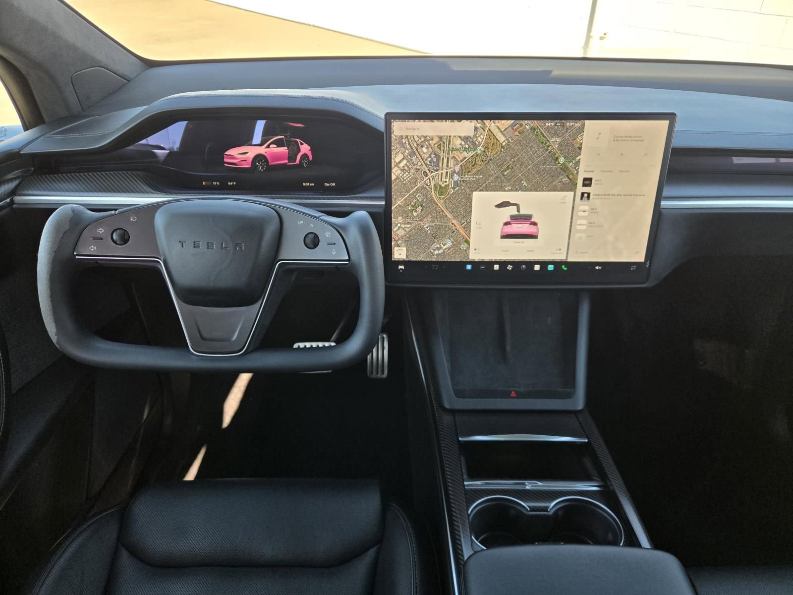 Used 2022 Tesla Model X Plaid image 8
