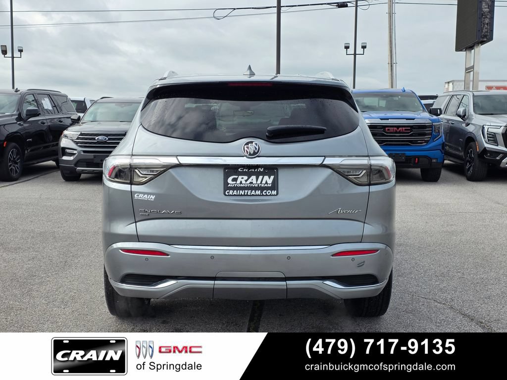 Used 2023 Buick Enclave Avenir w/ Avenir Technology Package AWD/4WD image 6