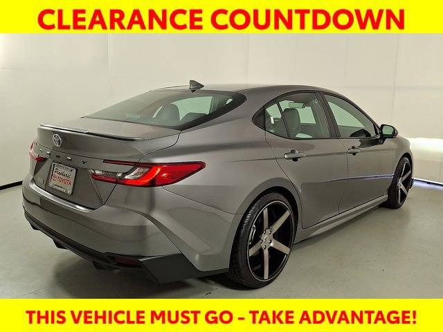 Used 2025 Toyota Camry SE w/ Multimedia Upgrade Package image 8