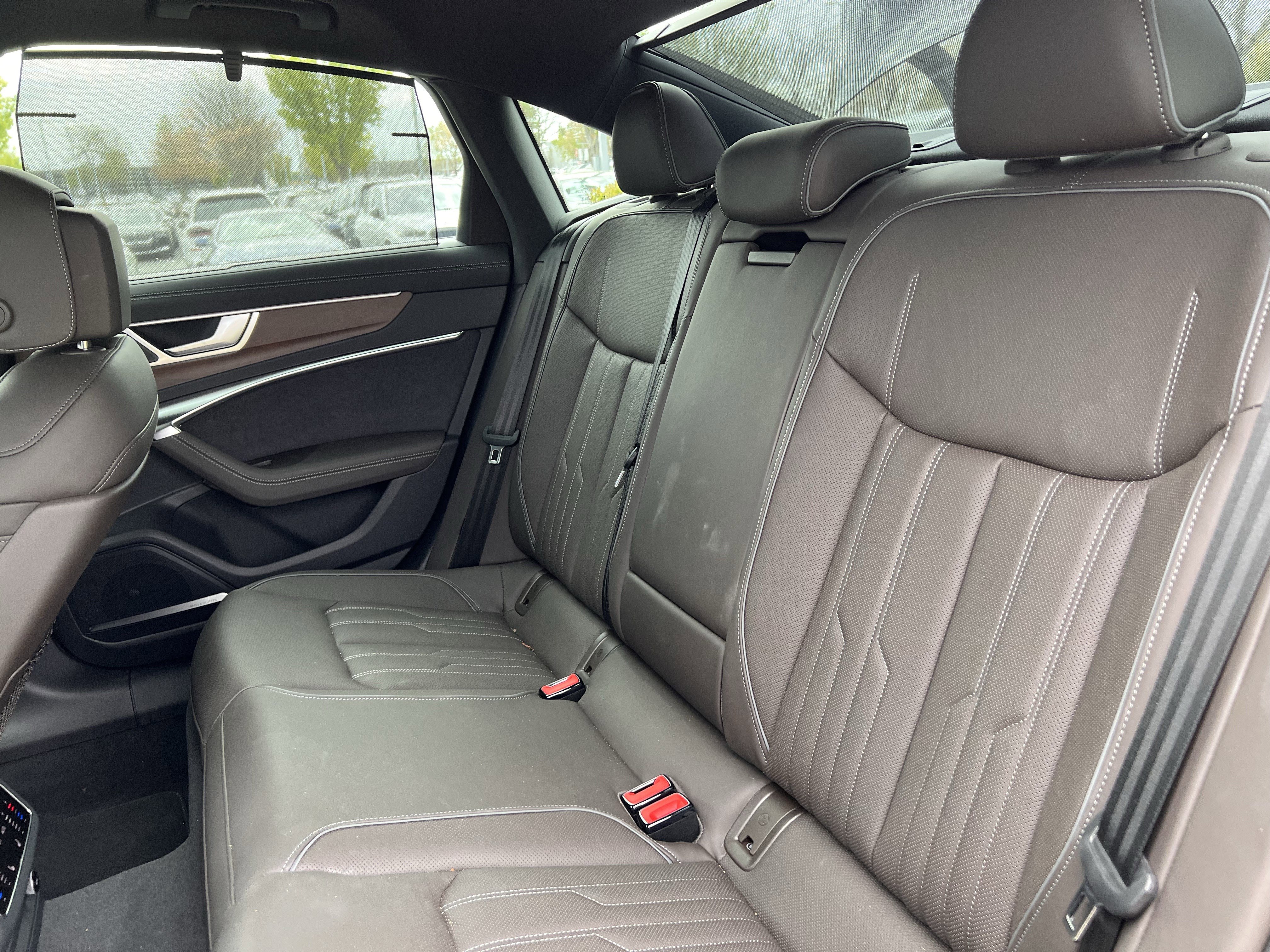 Used 2025 Audi A6 3.0T Prestige image 32