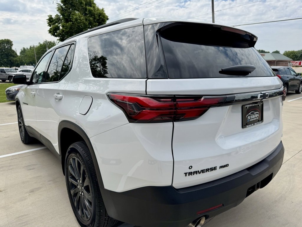 Used 2023 Chevrolet Traverse RS image 6