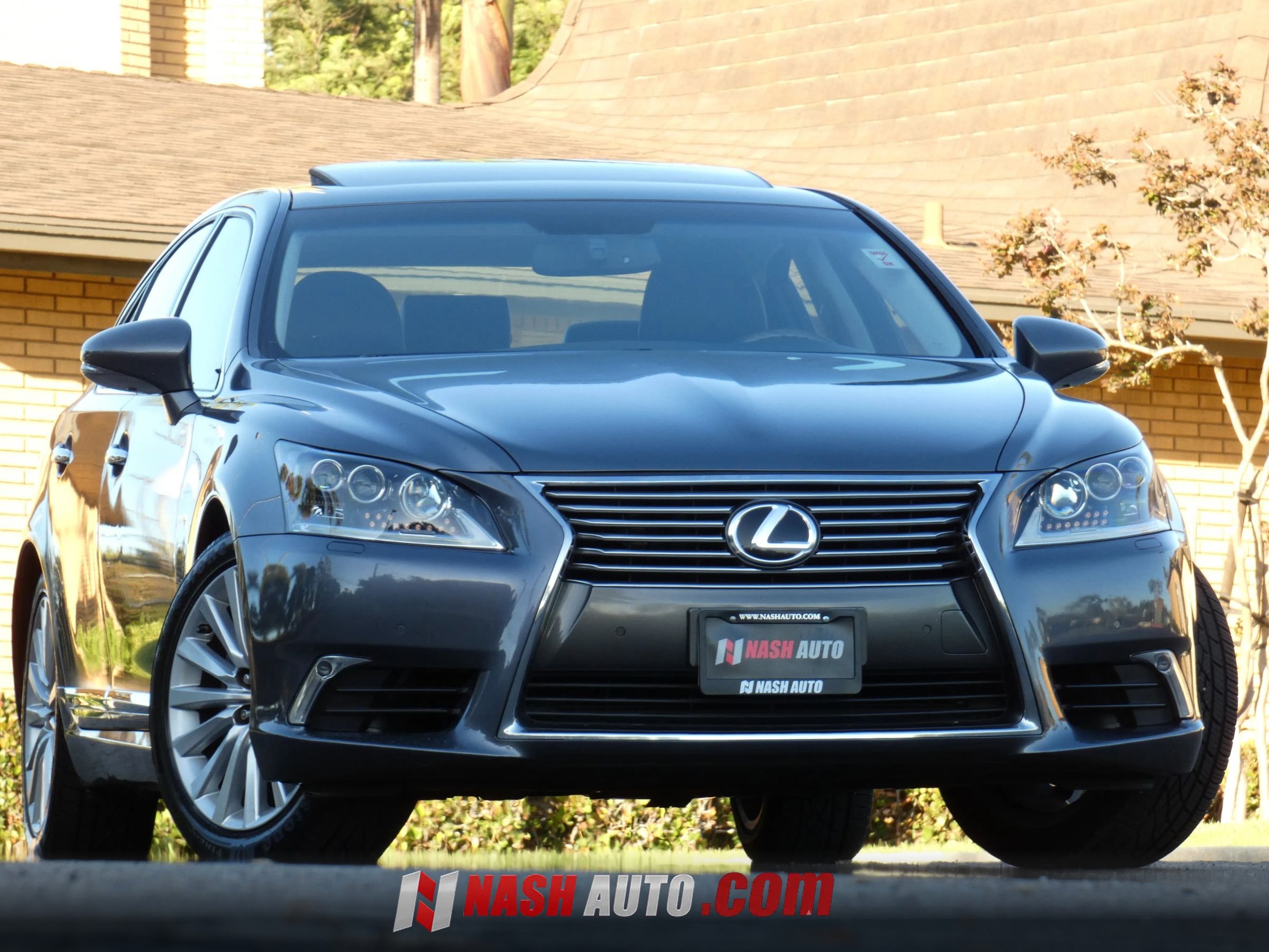 Used 2013 Lexus LS 460 w/ Ultra Luxury Pkg RWD image 1