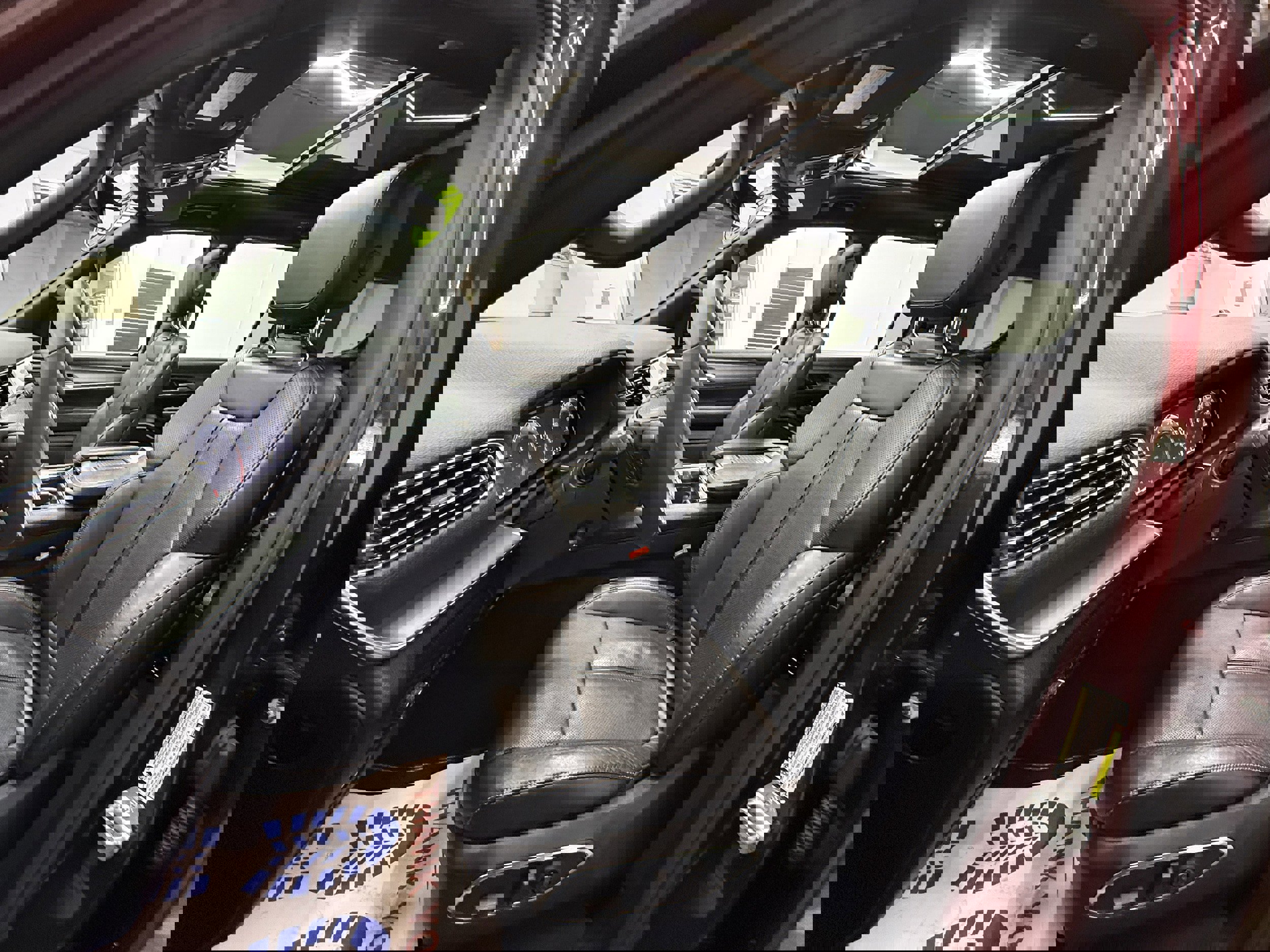 Used 2024 Jeep Wagoneer Series II AWD/4WD image 15