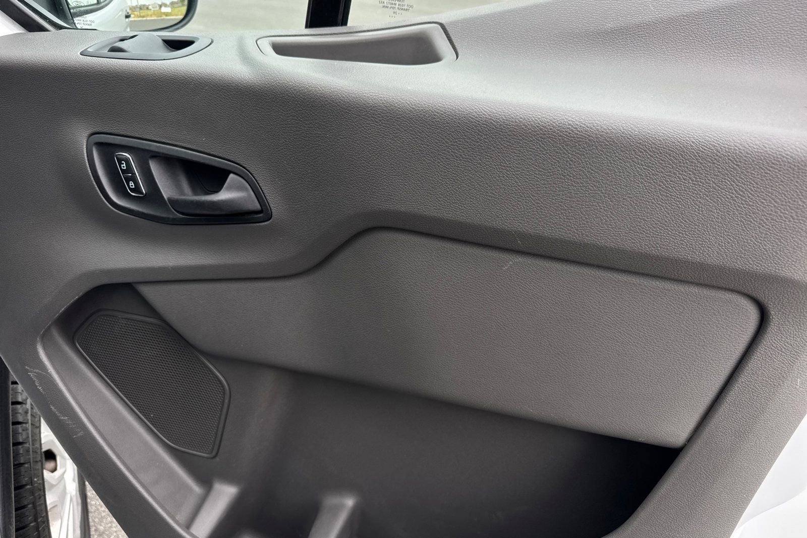 Used 2024 Ford Transit 250 148 Medium Roof w/ Exterior Upgrade Package image 17