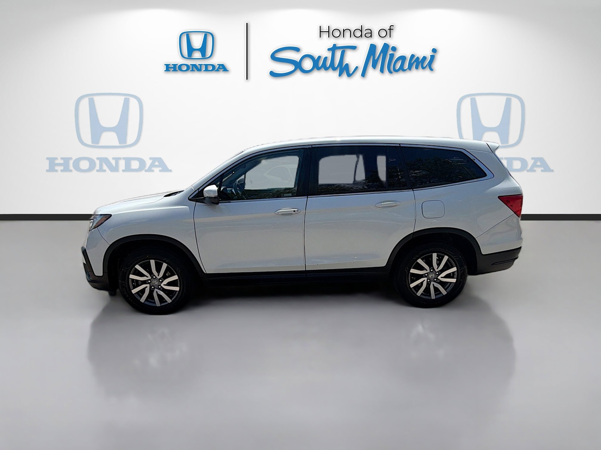Certified 2021 Honda Pilot EX image 4