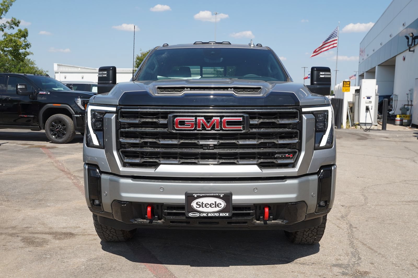 New 2026 GMC Sierra 2500 AT4 w/ AT4 Premium Plus Package AWD/4WD image 2