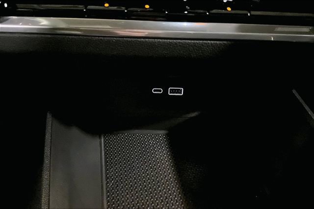 Used 2026 Chevrolet Equinox LT image 24