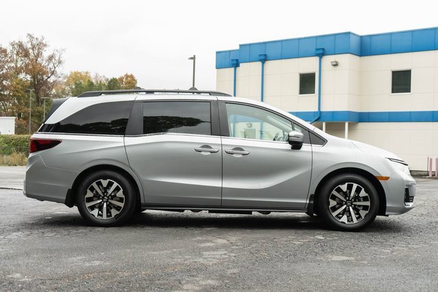 New 2026 Honda Odyssey EX-L image 10