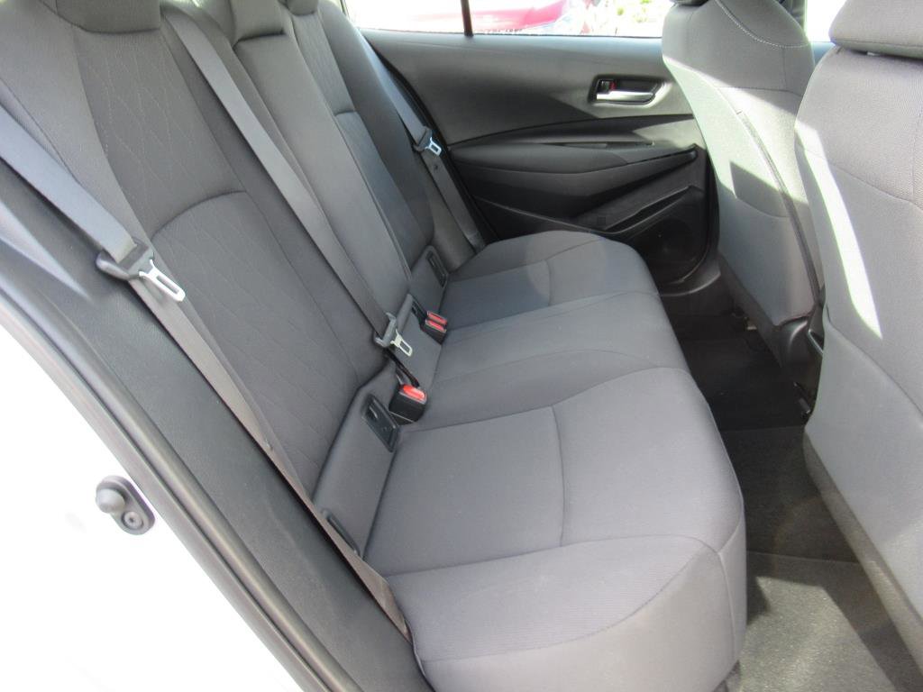 Used 2020 Toyota Corolla LE image 27