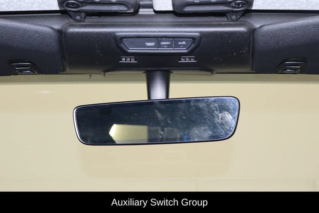 Used 2022 Jeep Gladiator Sport AWD/4WD image 14