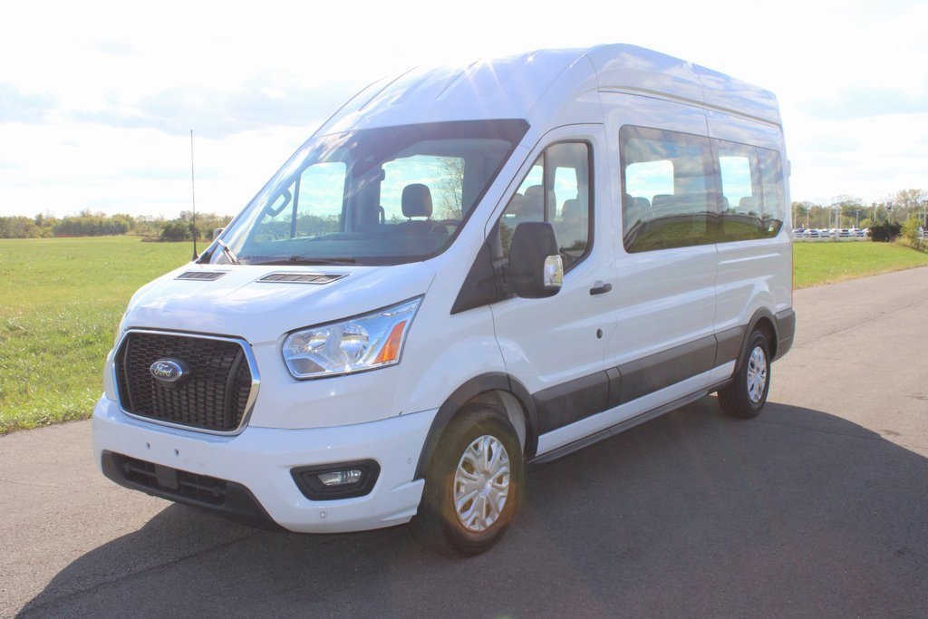 Used 2022 Ford Transit 350 XLT image 3