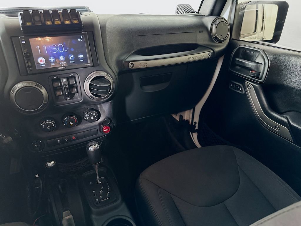 Used 2018 Jeep Wrangler Unlimited Sport S image 21