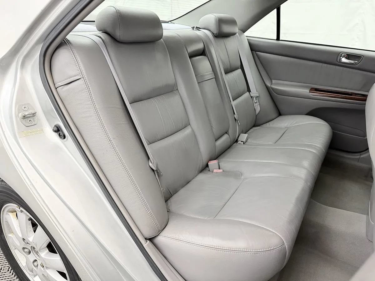 Used 2002 Toyota Camry LE FWD image 16