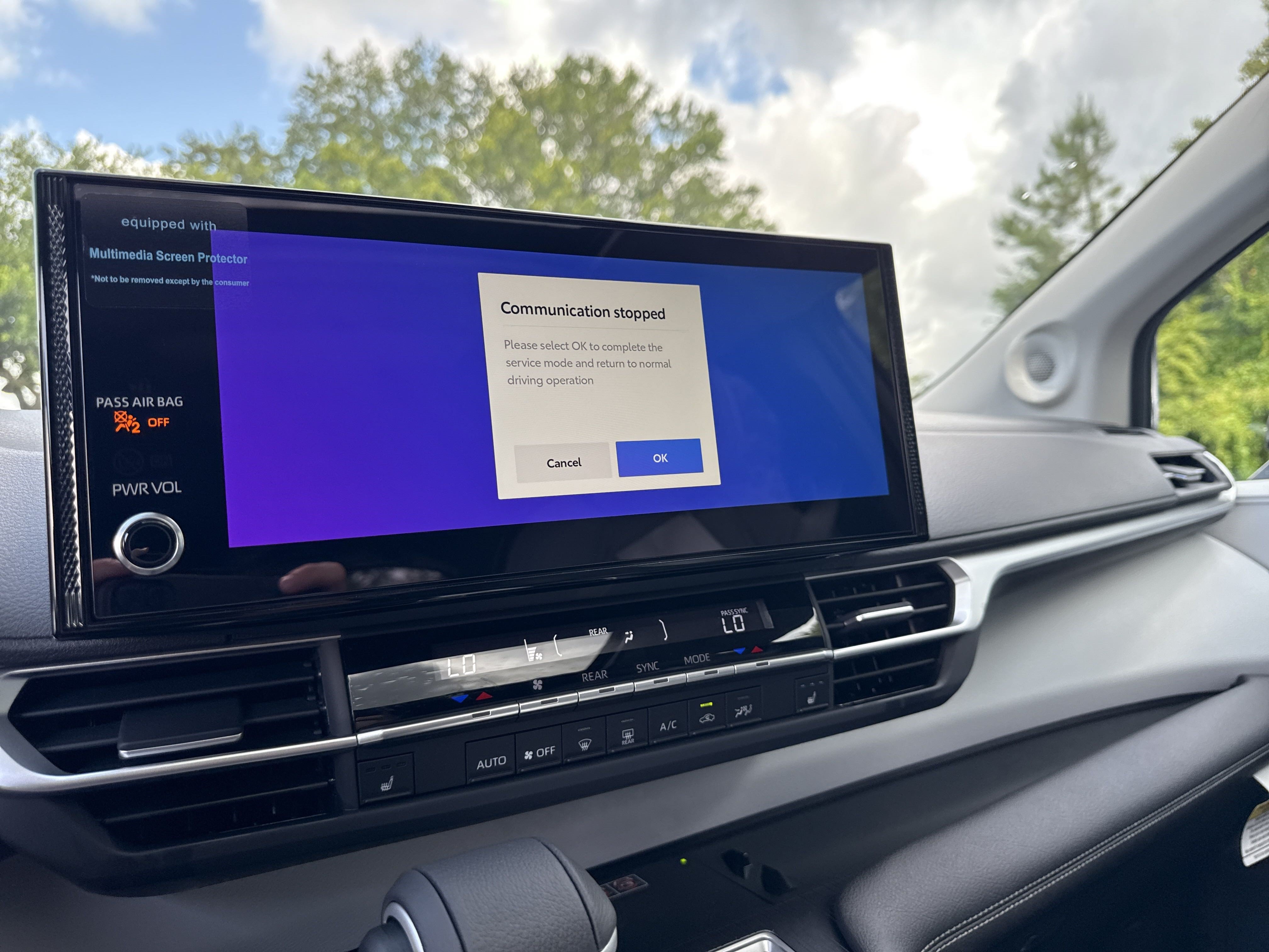 New 2025 Toyota Sienna XLE w/ XLE Plus Package FWD image 20