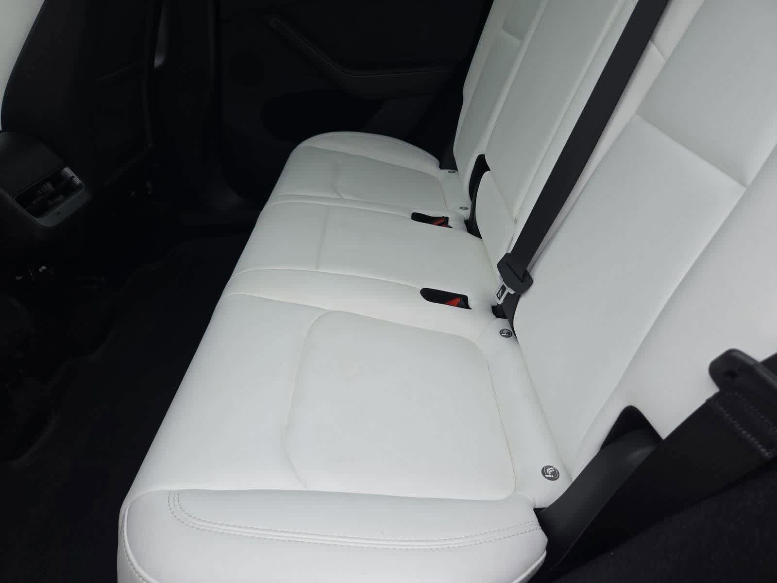 Used 2023 Tesla Model Y Long Range AWD/4WD image 17
