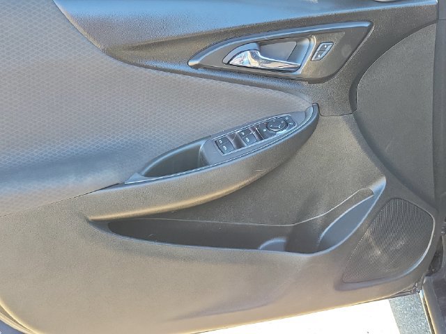 Used 2020 Chevrolet Malibu LT FWD image 24