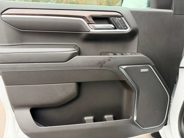 Used 2023 Chevrolet Silverado 1500 LTZ image 20