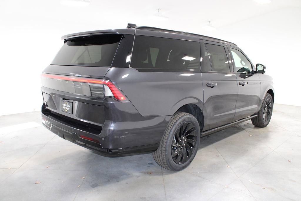New 2026 Lincoln Navigator L Reserve w/ Jet Appearance Package image 8