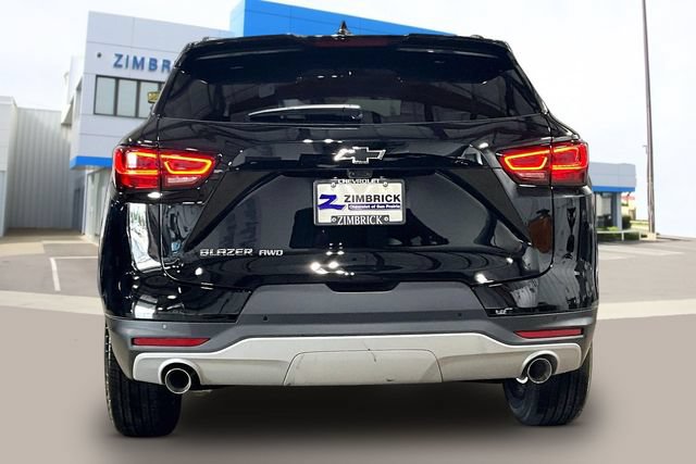 New 2026 Chevrolet Blazer LT w/ Sound & Technology Package AWD/4WD image 4