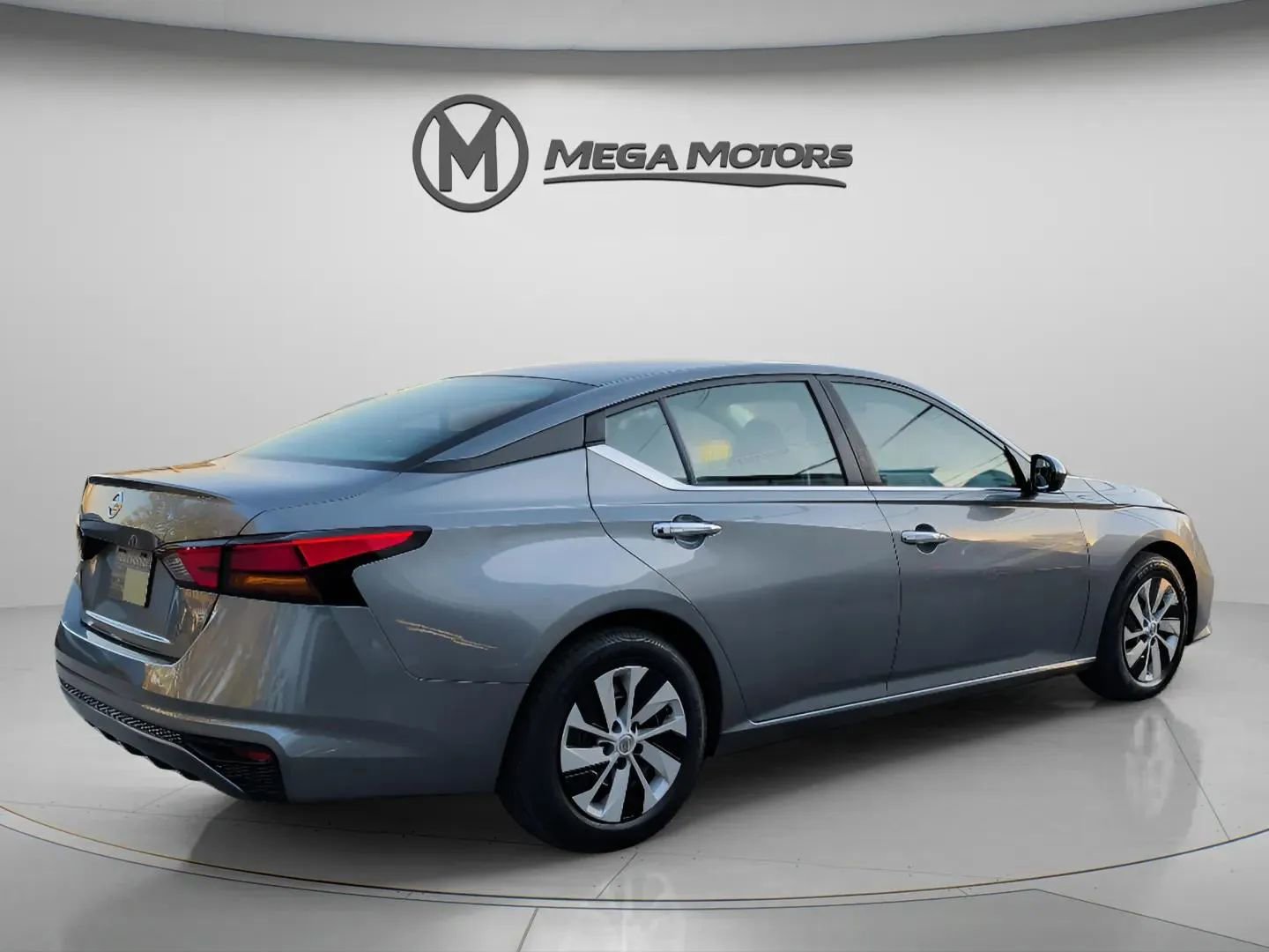 Used 2022 Nissan Altima 2.5 S FWD image 8
