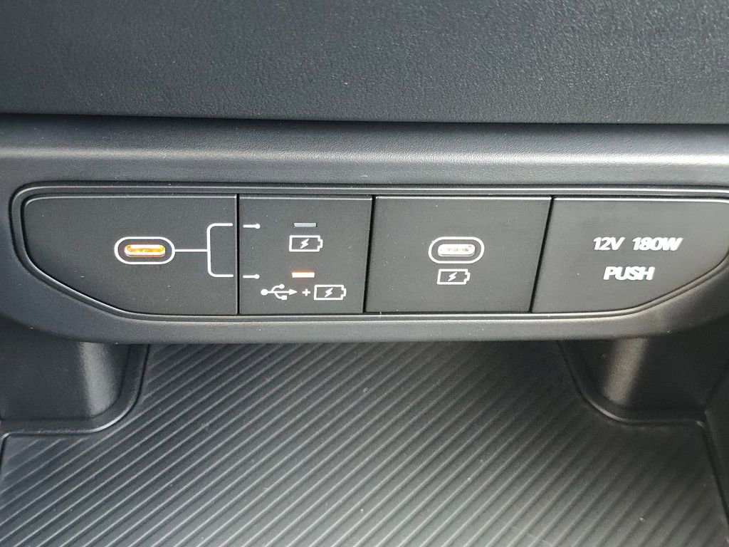 New 2025 Kia K4 LXS image 27