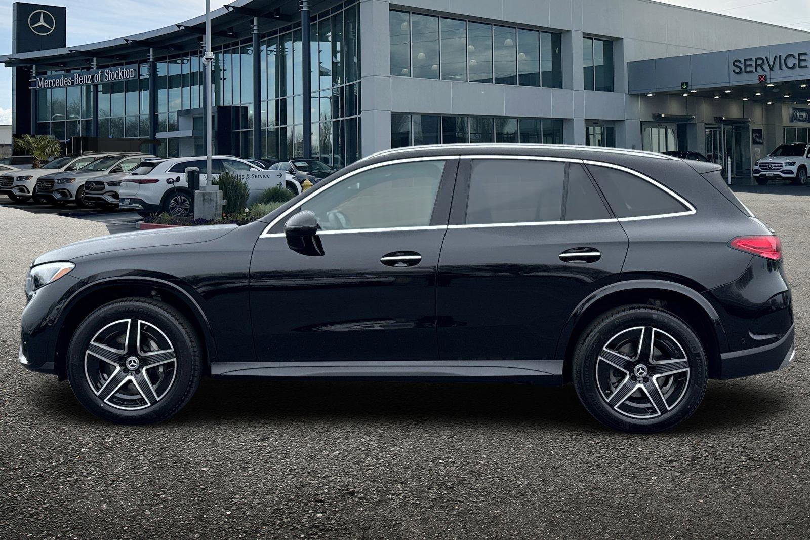 New 2026 Mercedes-Benz GLC 300 4MATIC image 7