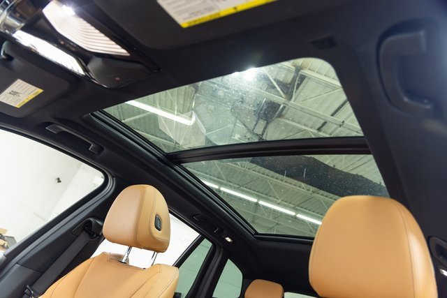 Used 2021 BMW X3 sDrive30i w/ Premium Package image 13