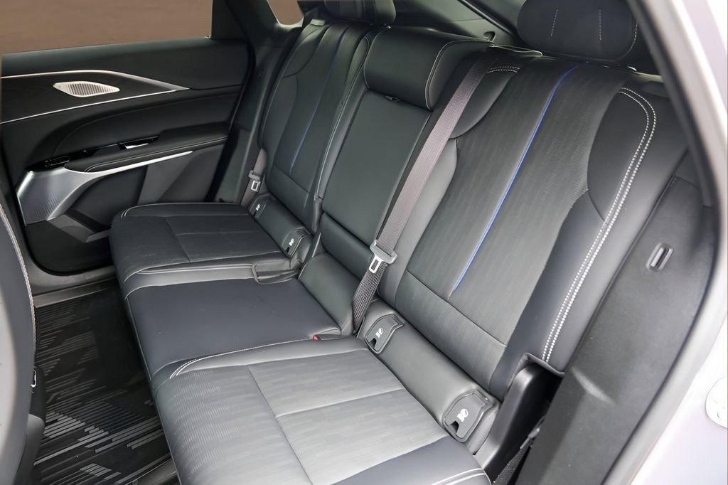 Certified 2025 Cadillac Lyriq Luxury w/ LPO, Floor Liner Package image 23