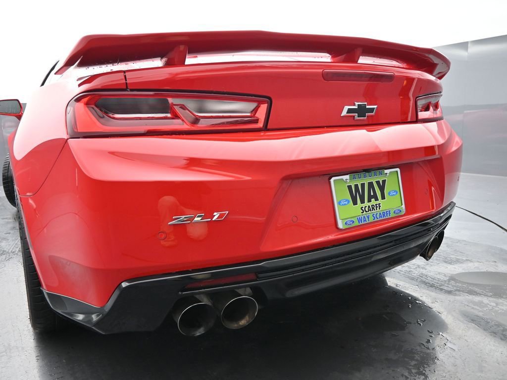 Used 2017 Chevrolet Camaro ZL1 image 9