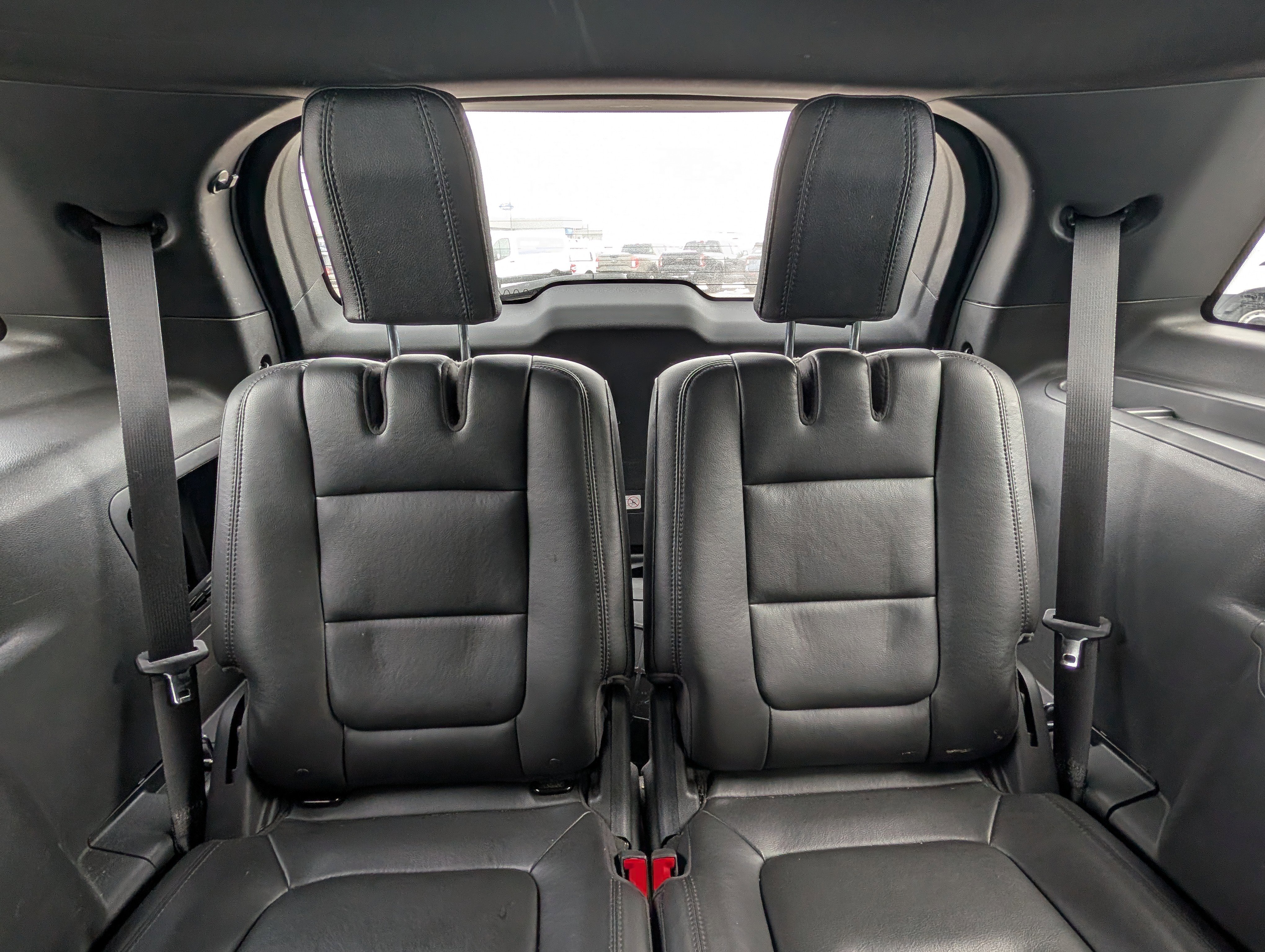 Used 2014 Ford Explorer XLT w/ Equipment Group 202A image 24