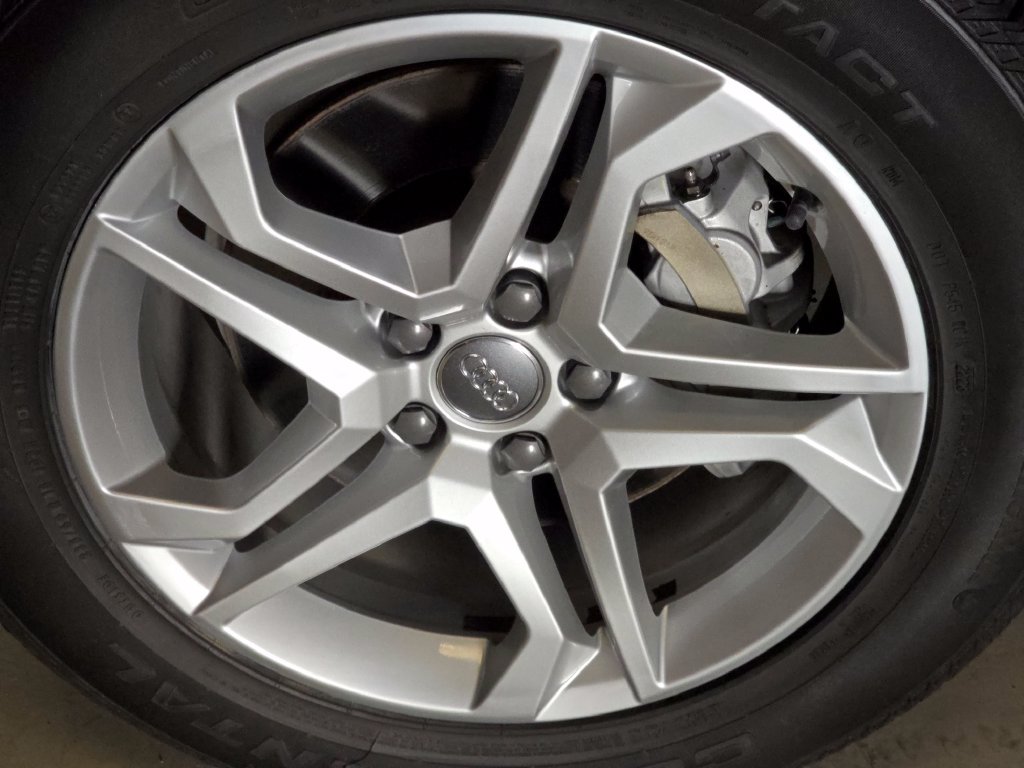 Used 2019 Audi Q5 2.0T Premium AWD/4WD image 16