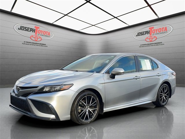 Certified 2023 Toyota Camry SE image 9