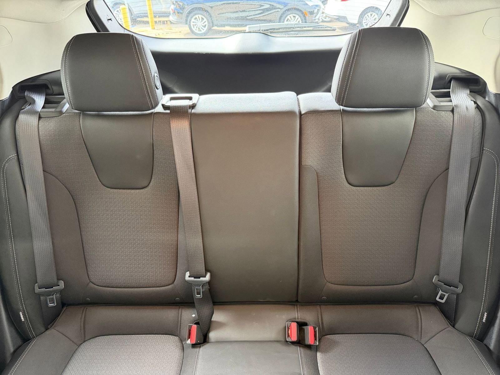 Used 2025 Buick Encore GX Preferred image 36